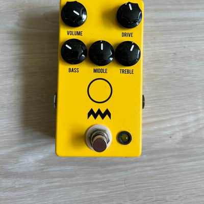 JHS Charlie Brown V4 2016 - Present - Yellow image 1