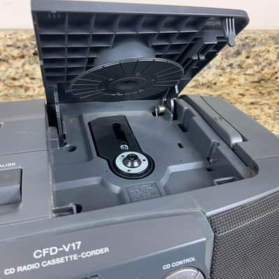 Sony CFD-V17 CD Radio Cassette Corder Boombox image 4