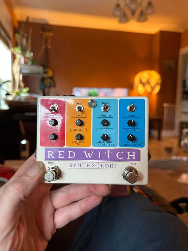 Red Witch Synthotron 2010s - V1 image 1