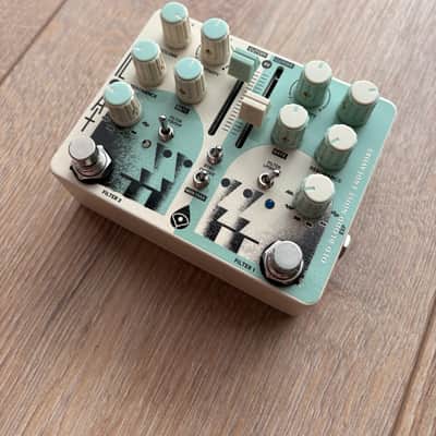 Old Blood Noise Endeavors Float Dual Moving Filter 2022 - Present - Cream / Mint Graphic image 3