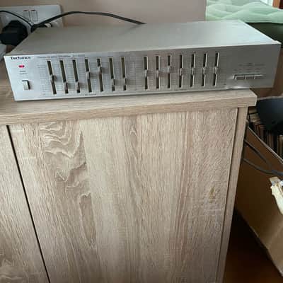 Technics Vintage Hi-Fi System image 5
