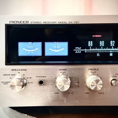 🎶✨ Pioneer SX-727 Vintage Stereo Receiver w/ Original Wood Case — Serviced/Cleaned, LED Dial, FM Aligned,  Excellent Cosmetics image 4