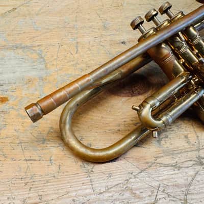 King Liberty Bb Trumpet w/Case image 13