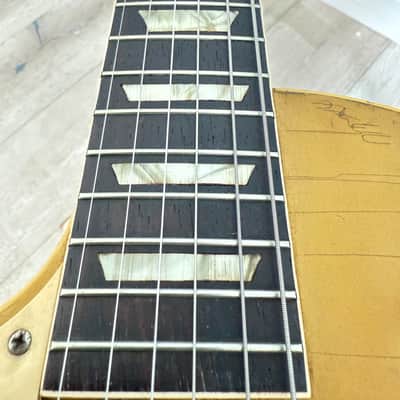 Gibson Les Paul 1952 - Gold Top image 17