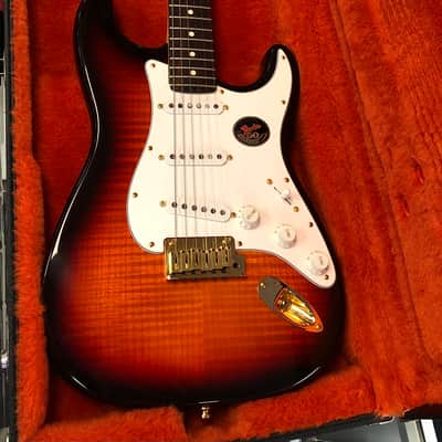 Fender 1996 50th Anniversary Stratocaster, Limited Edition, Sunburst 2389 of 2500 with Case - Pre Owned image 1