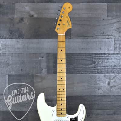 Mint Fender Vintera III Late 60s Stratocaster - Olympic White with Gigbag image 4