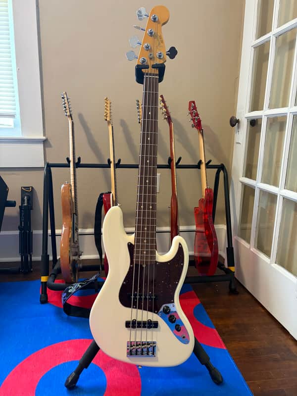 Fender American Professional II Jazz Bass V with Rosewood Fretboard