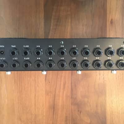 MusicomLab EFX MKII Loop/MIDI Switcher image 2