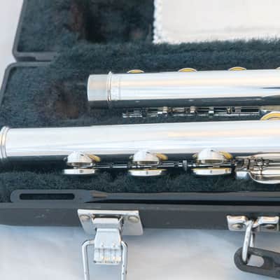Yamaha YFL-361H Intermediate Flute *Silver Headjoint *Low-B *Cleaned & Serviced image 8