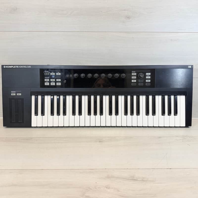 Native Instruments Komplete Kontrol S49 – Smart MIDI Keyboard Controller 2015–2018 image 1