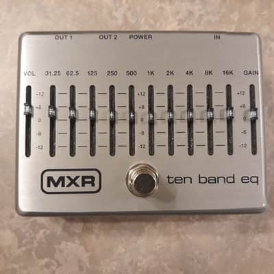 MXR 108s / 10 band stereo EQ with volume and gain image 1