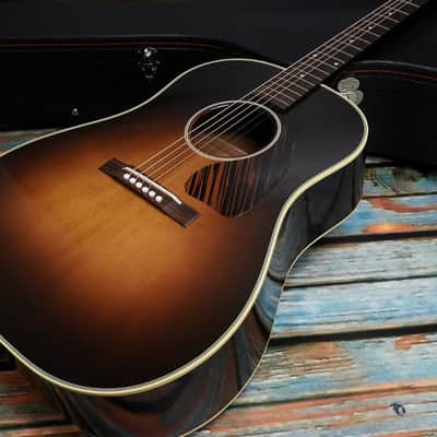 Gibson J-45 Legend 1942 Custom Shop 2018 Vintage Sunburst image 1