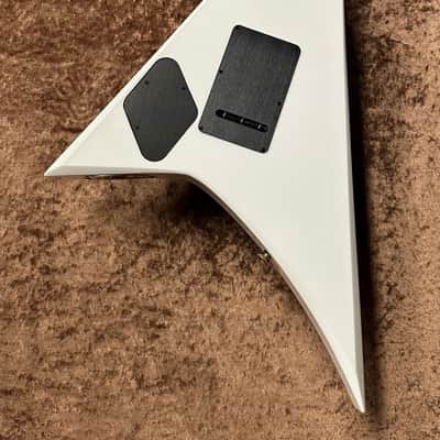 Jackson USA Randy Rhoads Tribute Edition Vintage Tremolo -White w/Blk Pin Stripe- [GSB019] image 12