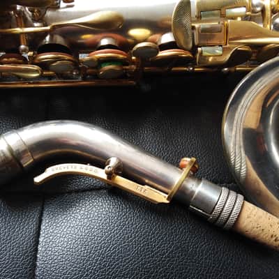 Pierret Vibrator Alto Saxophone with Virtuor 1930s silver / gold plated image 2