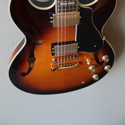 Brand New Yamaha SA2200 Semi-Hollow Electric Guitar - Brown Sunburst image 4