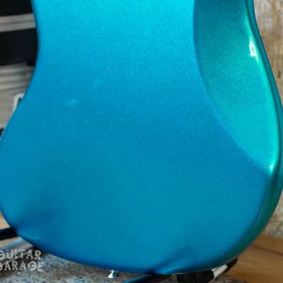 Fender USA American Professional Jazzmaster Blue Sparkle Metallic offset guitar - AVRI neck - p90 image 15