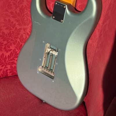 Fender American Vintage '62 Stratocaster 1989 - 1996 Ocean Turquoise image 7