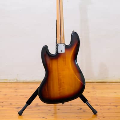 Squier Vintage Modified Fretless Jazz Bass 2016 - Sunburnst image 6