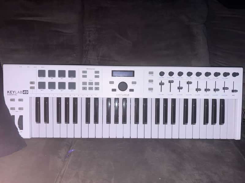 Arturia KeyLab Essential 49 MIDI Controller 2017 - Present - White image 1