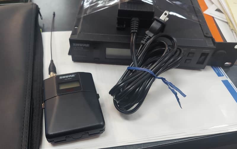 Shure ULXD4 Receiver with ULXD1 bodypack transmitter wireless system V50 image 1