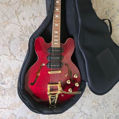 Epiphone Riviera Custom P93 Wine Red, Tone Pros roller Bridge brand new, Kluson Vintage locking tuners brand new! Beautiful custom gig bag brand new. image 14
