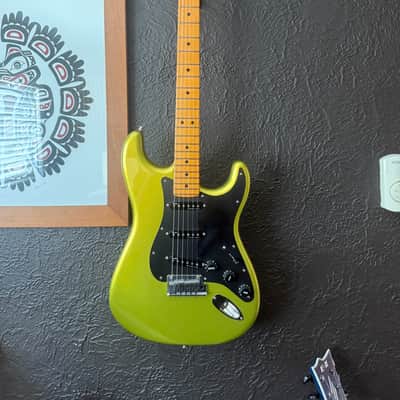 Fender American Ultra II Stratocaster with Maple Fretboard 2024 - Present - Solar Flare image 1