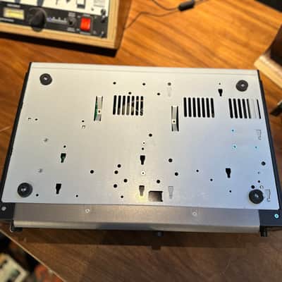 Parasound T/DQ-1600 AM/FM Broadcast Reference Tuner image 3