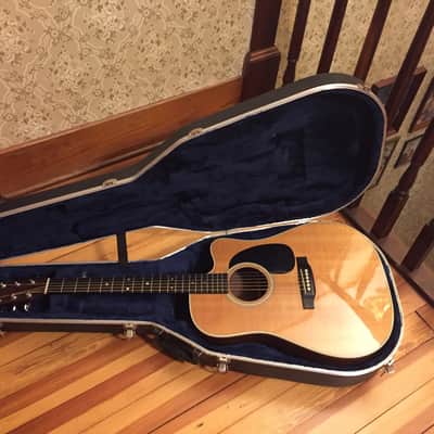Classic Martin D-28 Dreadnought with Cutaway -DC-28 1994 Vintage Natural image 8