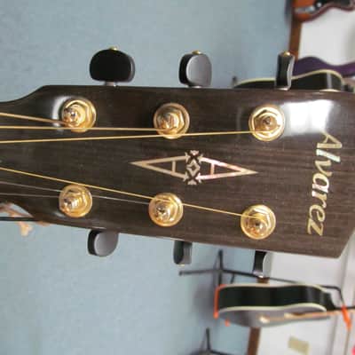 Alvarez MFA70WCEARSHB Acoustic Electric Guitar with Pickup *FULL WARRANTY & FREE SHIPPING!! image 4