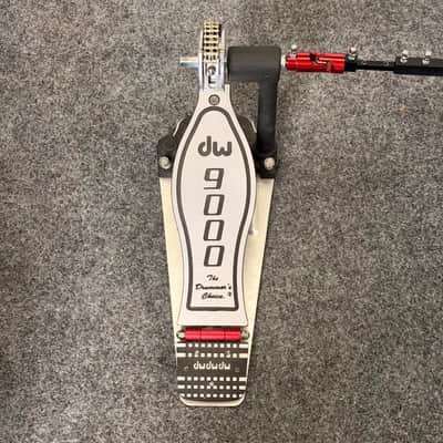 Used DW 9000 Double Bass Pedal w/Case - Good image 3
