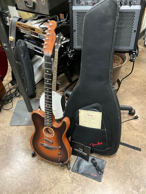 Fender American Acoustasonic Hybrid sunburst acoustic electric Telecaster guitar 10-voice with Onboard Rechargeable Battery made in USA 2019 with certificate of Authenticity, cable , hang tag , manual and original deluxe fender bag .