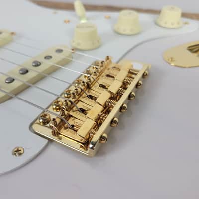 2026 Fender Limited Edition American Vintage II 1957 Stratocaster - White Blonde With OHSC image 15