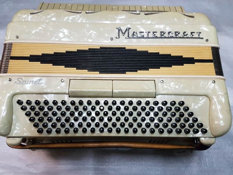 Mastercraft Spinet Accordion / Accordion 120 Bass image 1