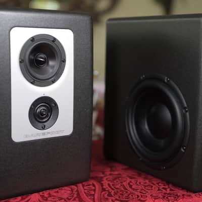 Barefoot Sound Footprint 01 Three-Way Active Studio Monitor - Pair 2017 - Present - Black image 2