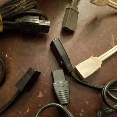 One (1) GE etc. Electric Disconnect Plug Power Cord Cable Non-polarized narrow Rectangle 1961 image 5