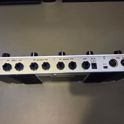 TC Electronic Plethora X5 TonePrint Multi-Effects Pedalboard 2020 - Present - White image 2