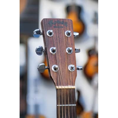 1982 Martin D-18 natural image 3
