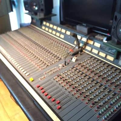 DDA D Series 30ch Analog Mixing Console image 2