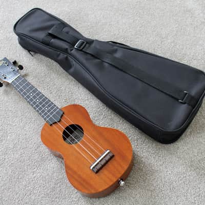 Brand New Kiwaya Student Model KSU-1 Ukulele W / Carrying Bag image 17