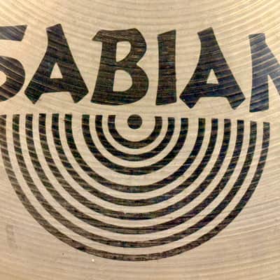 INCREDIBLY CLEAN 1980s 16” Sabian MEDIUM THIN Crash 1075g image 3