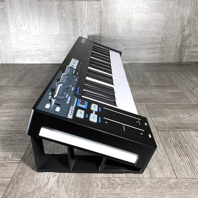 20º Angle Stand for Arturia Keystep 32 / 37 / Behringer SWING - Color BLACK - by KZcraftworks - USA image 3