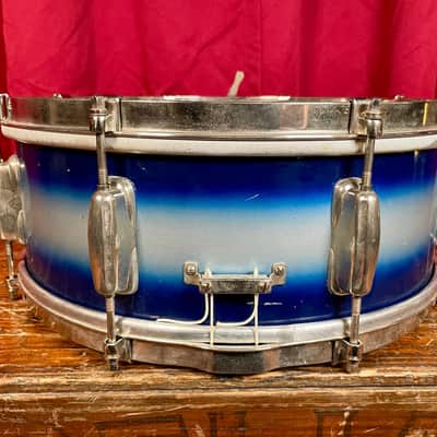1950s Slingerland No. 151 Student Model 5.5x14 Radio King Snare Drum Blue / White Duco image 6