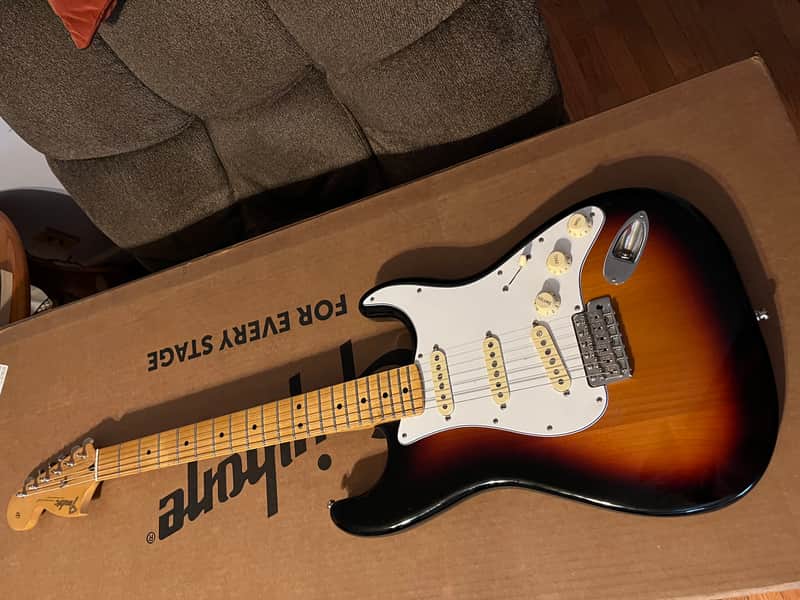 Fender Jimi Hendrix Artist Series Signature Stratocaster 2019 - Present - 3-Color Sunburst