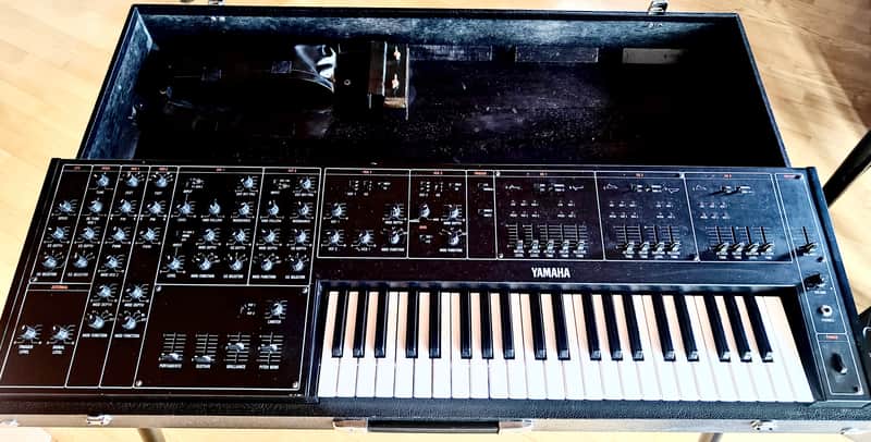 Immagine Yamaha CS-30L Monophonic Synthesizer 1977 - 1980 - Black - 1