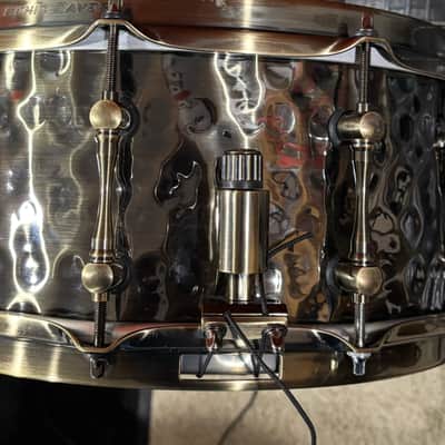 Mapex BPBR465HZN Black Panther Sledgehammer 14x6.5" Brass Snare Drum with Brass Hardware 2010s - Hammered Antique Brass image 6