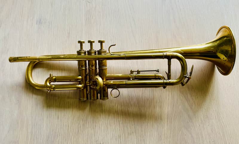 Besson Meha Perfectionée Bb Trumpet – Original Lacquer –  470 XL Bore 1948 - original gold lacquer image 1