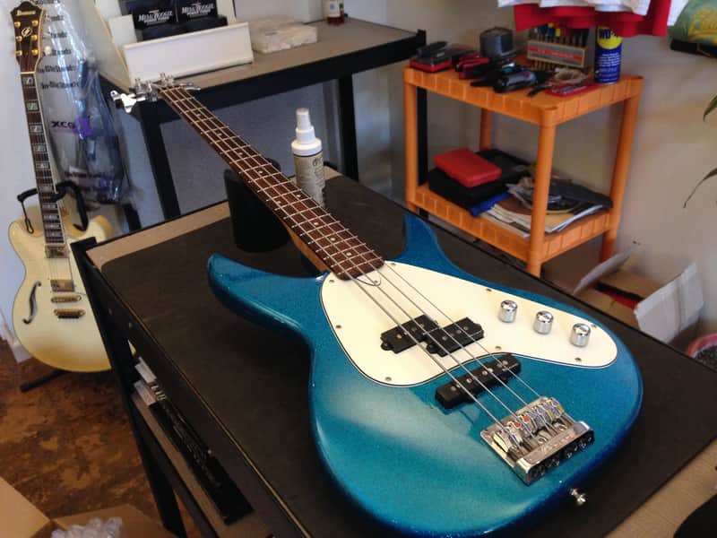Vaccaro V2 X RAY 4弦ベース Kramer Vaccaro X-RAY V2 Electric Bass Guitar Aluminum Neck Sparkle