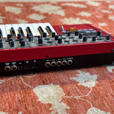 Nord Lead 4 Performance Synthesizer image 6
