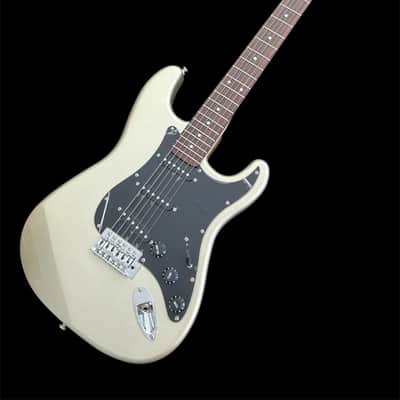 Silver Stratocaster 2000’s - Silver image 1