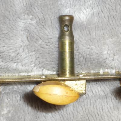 Gibson Kluson Single Line 3 on a Plate Tuners Bass Side 1956 - 1964 With Grommets and Screws Les Paul Jr. J-45 J-50 Etc.  image 5